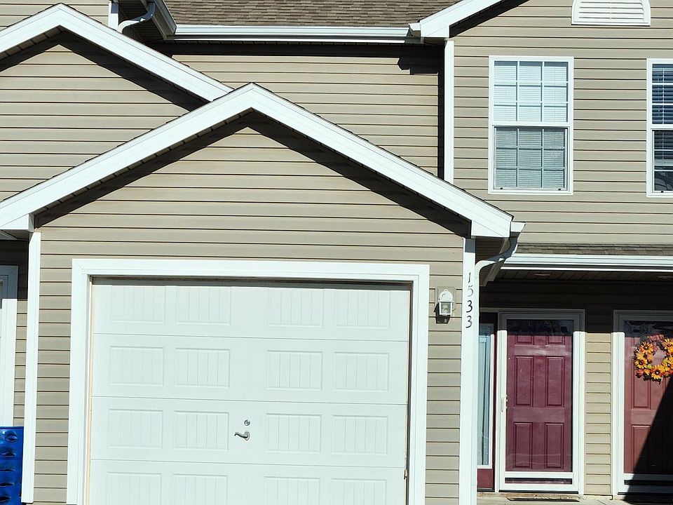 1st image of 1533 SW Shelby Ct #23B