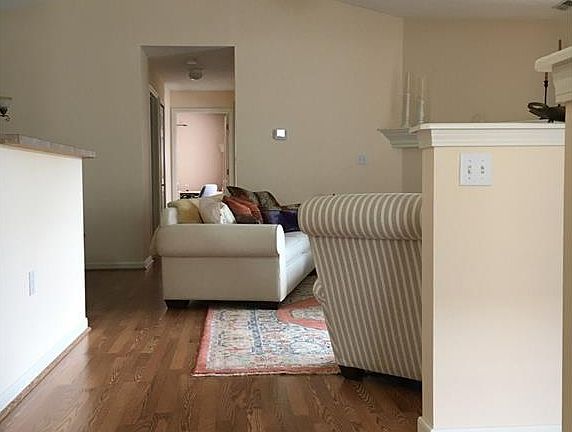 4th image of 3313 Lenox Village Dr Unit 232