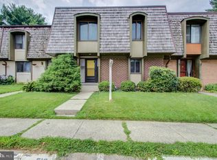 9518 Fern Hollow Way, Gaithersburg, MD 20886
