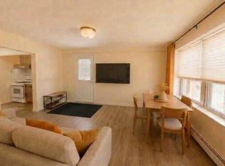 124-01 Hillside Ave #Penthouse, Richmond Hill, NY 11418
