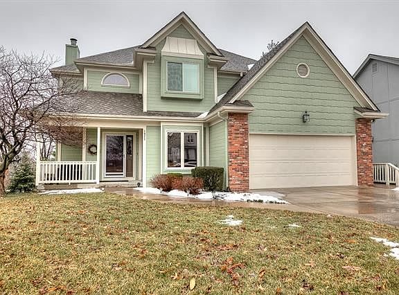 2nd image of 1021 Aspen Dr