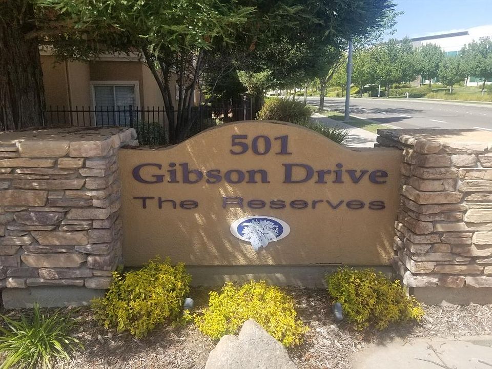 1st image of 501 Gibson Dr APT 2511