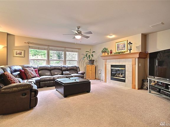 Spacious Family Room.