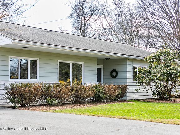 2nd image of 596 Hoagerburgh Road
