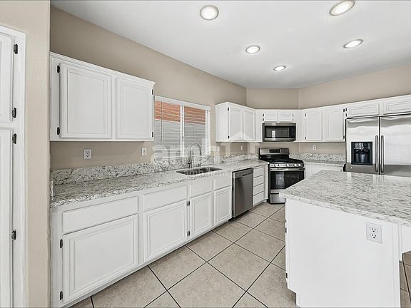 3rd image of 7891 Blue Brook Dr