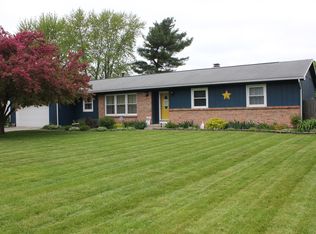 131 Meadowlark Ln, Bremen, IN 46506