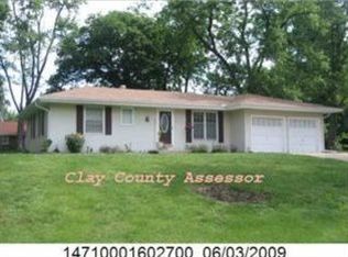 3700 NE 57th St, Kansas City, MO 64119
