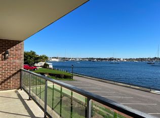 214 America #214, Newport, RI 02840
