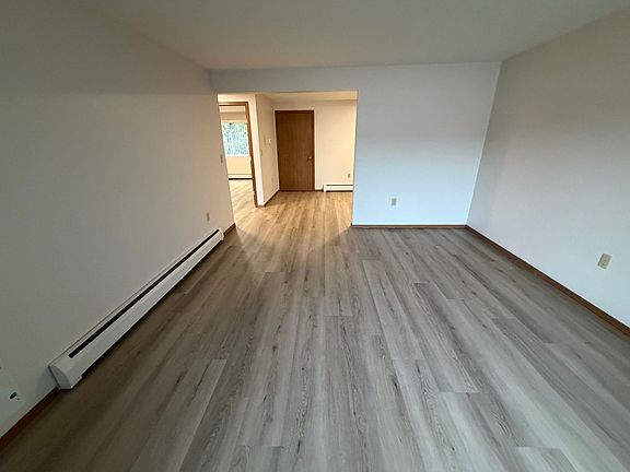 4th image of 2677 Humboldt Rd #13