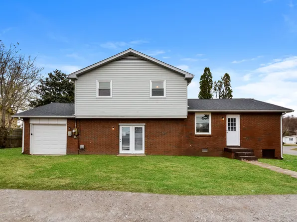 301 Copeland Rd, Clarksville, TN 37042