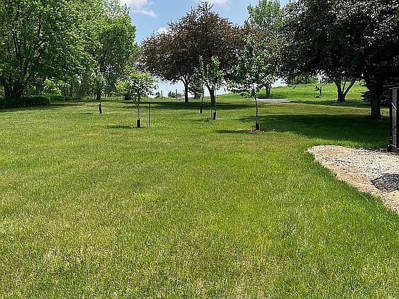 3rd image of 25220 Coral Ln