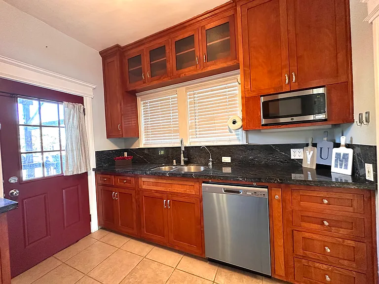 549 E Julian St #549 — Photo 32