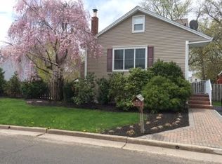 33 N 14th Ave, Manville, NJ 08835