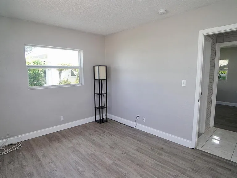 5908 NW 81st Ave — Photo 25