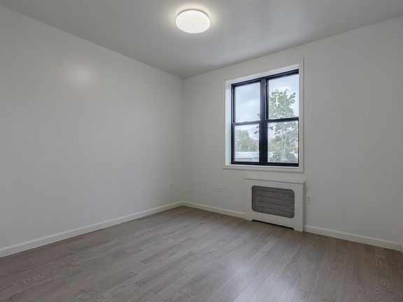 5th image of 8885 19th Ave #3