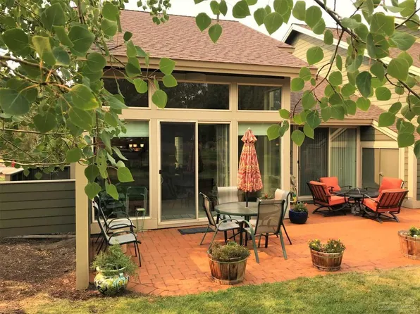 1293 Highland View Loop, Redmond, OR 97756