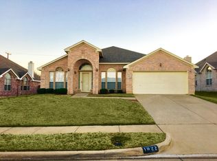 1022 Pondview Dr, Cedar Hill, TX