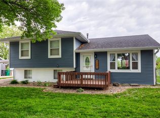 4721 Wakonda Dr, Norwalk, IA 50211