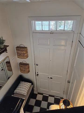2209 State St — Photo 12