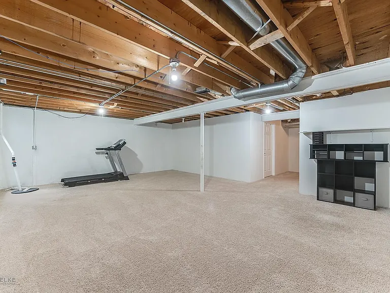 3220 Cool Springs Ct — Photo 25