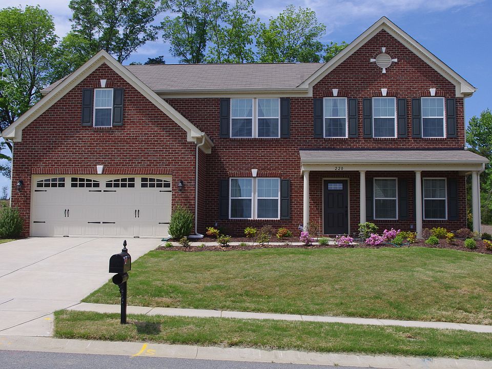 1st image of 220 Weavers Glenn Pl