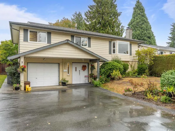 17245 59a Ave, Surrey, BC V3S 5S4