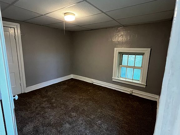 2nd image of 152 Caledonia St APT 4
