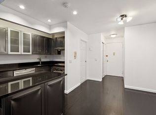 225 E 86th St APT 302, New York, NY 10028