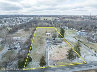 7702 Cedar Creek Rd, Louisville, KY 40291