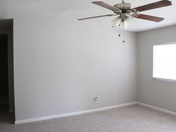 2nd image of 382 Woodside Ave
