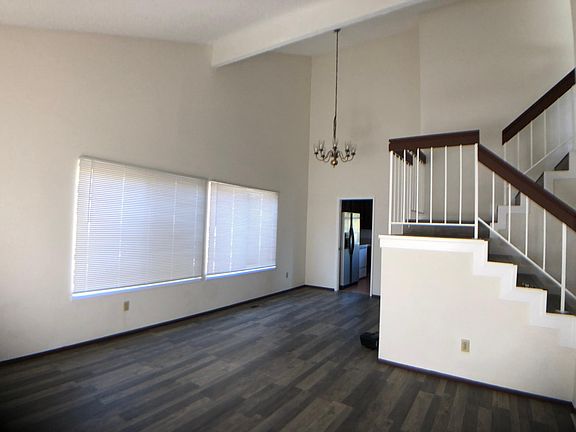 2nd image of 5675 Torrey Pine Ct