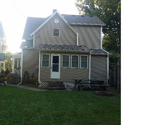 5th image of 715 N Downing St