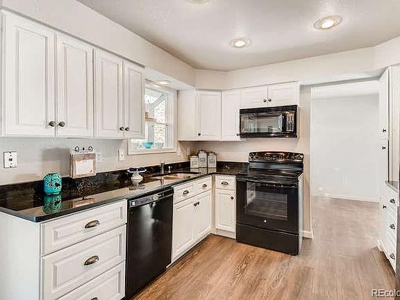 3rd image of 13143 Saint Paul Cir