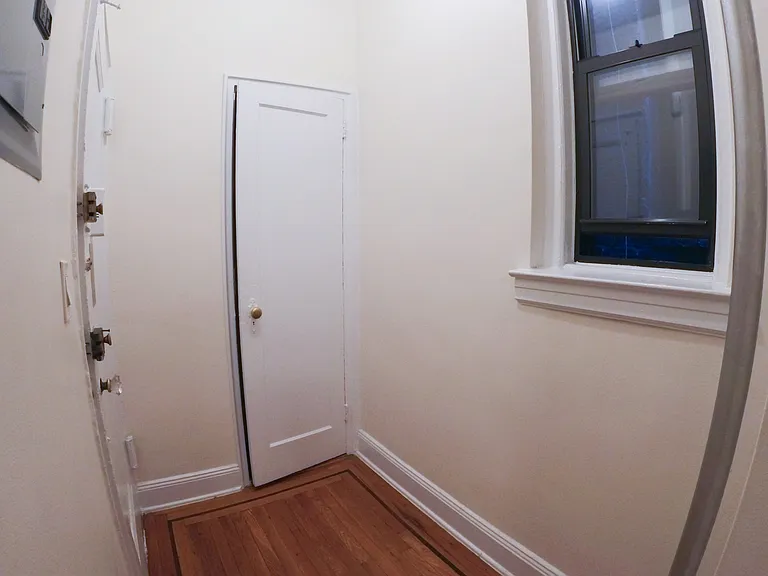 123 E 82nd St #4D — Photo 6