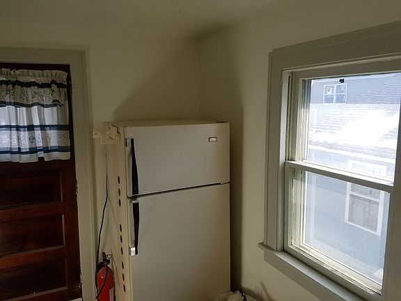 4th image of 1724 Malvern St #2