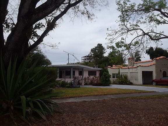 2nd image of 625 De Leon Dr