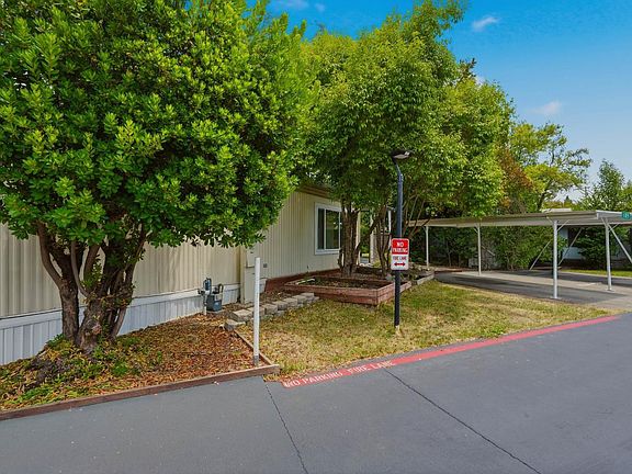 3rd image of 105 Paseo Palencia
