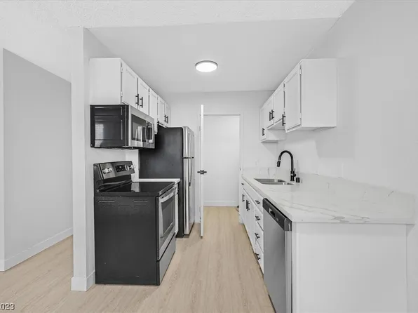 246 Tungsten St, Henderson, NV 89015