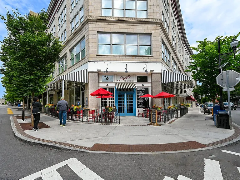 21 Haywood St #2B — Photo 27