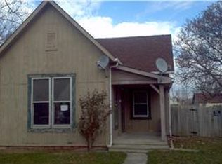 225 E Monroe St, Fortville, IN 46040