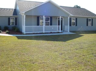 400 S Elisa Ln, Hubert, NC 28539