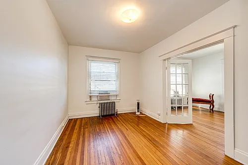 2223 E 21st Ave #4 — Photo 5