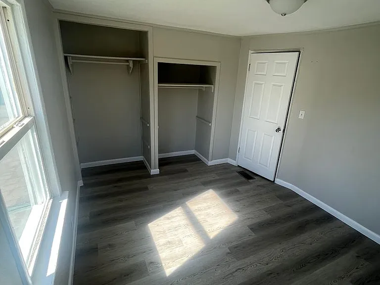 1240 S 74th East Ave — Photo 6
