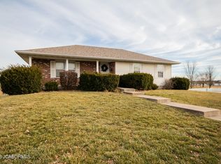2105 Kat Ln, New Bloomfield, MO 65063