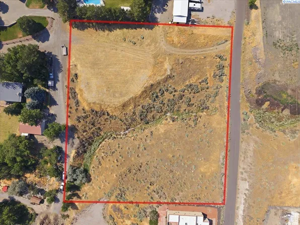 Nka Chamnaview Ln, Richland, WA 99352