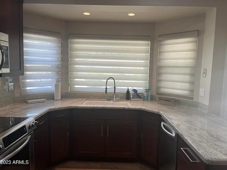 5508 E Kelton Ln — Photo 11