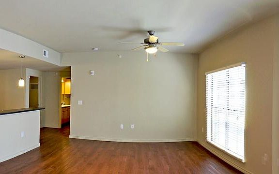 2nd image of 5117 N Lamar Blvd APT 302