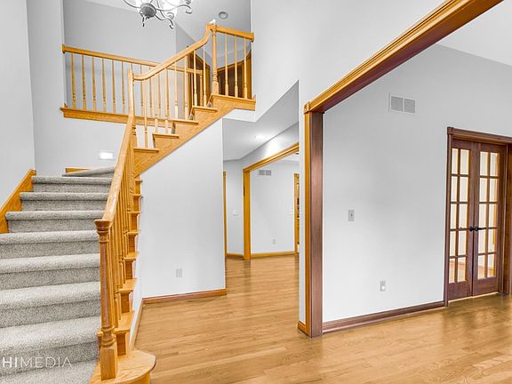2nd image of 2502 Blue Mound Dr