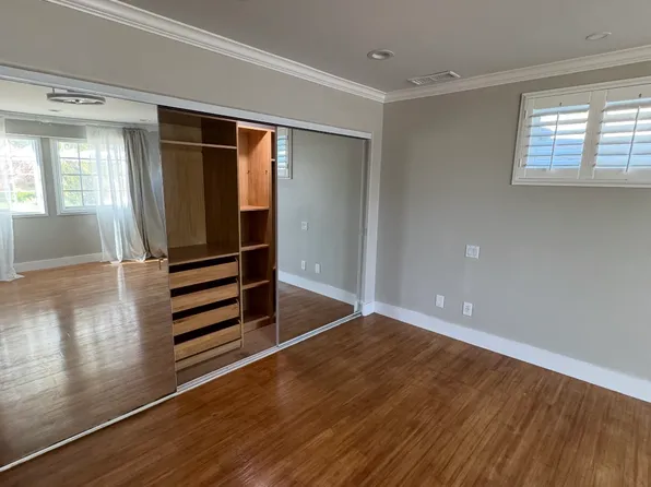 23401 Schoenborn St #2, Canoga Park, CA 91304