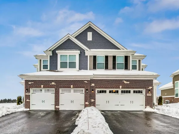 23155 N Pinehurst Dr, Kildeer, IL 60047